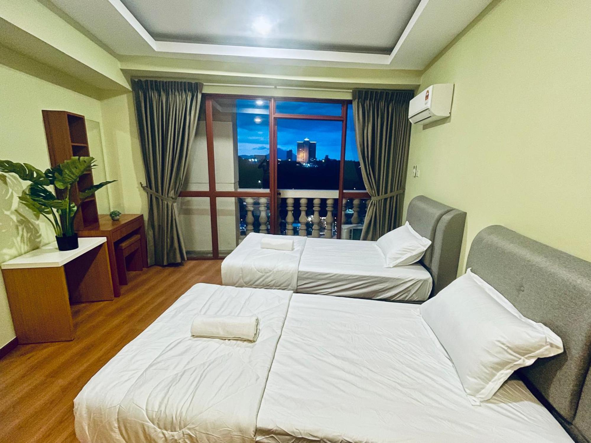 Kuching City Center Riverbank Suites With Marvelous River View Dış mekan fotoğraf